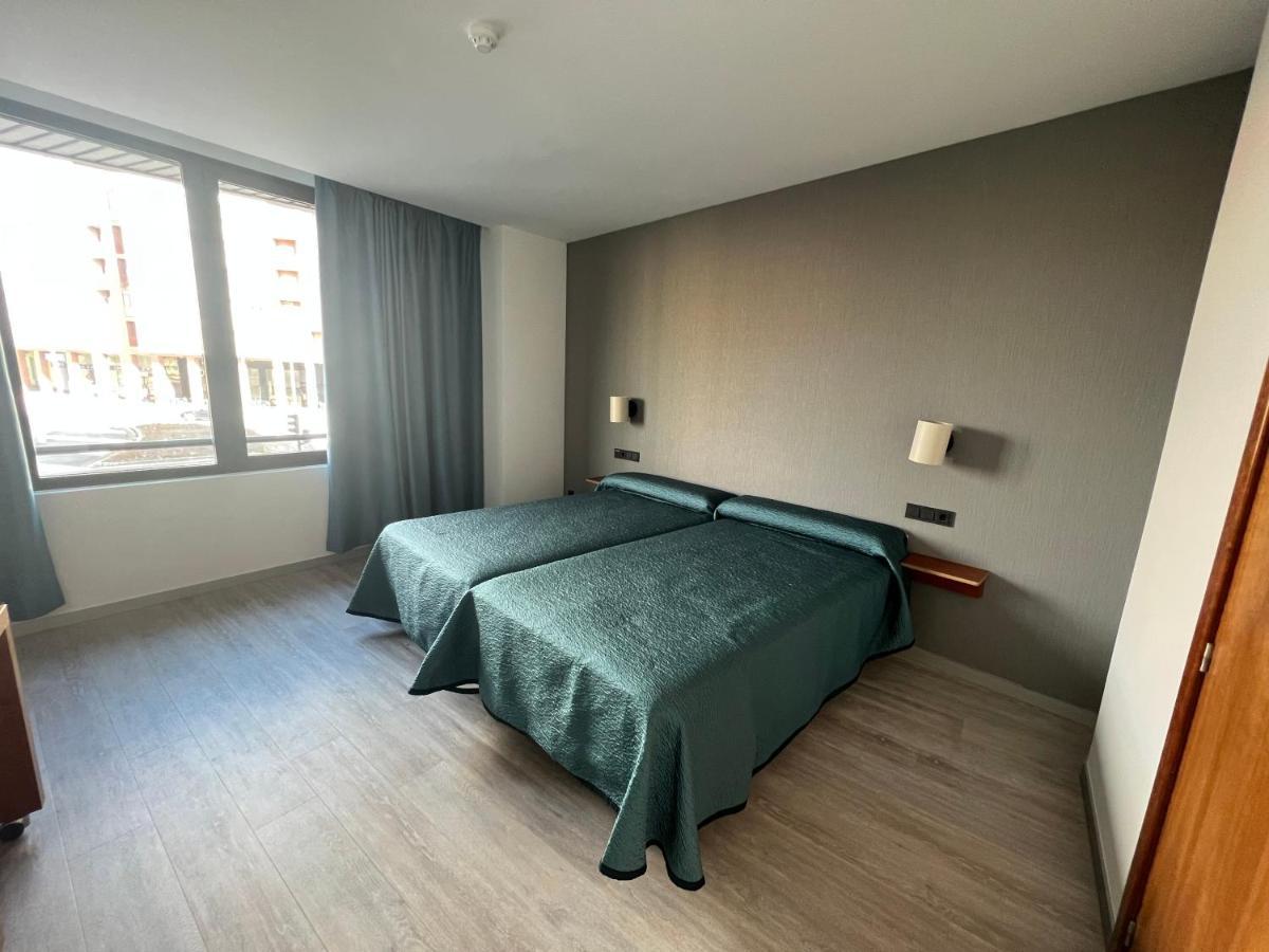 Duque De Wellington Hotell Vitoria-Gasteiz Exteriör bild