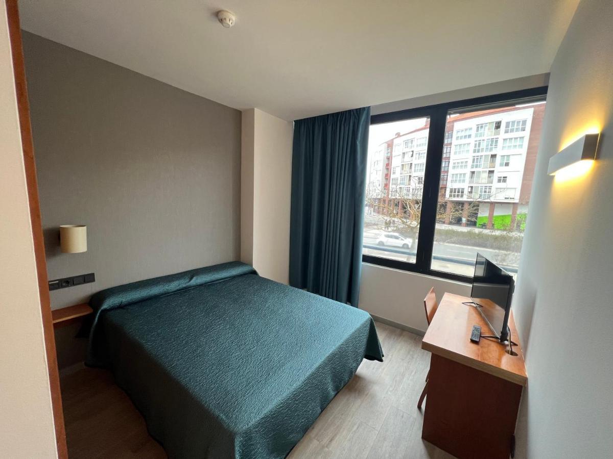 Duque De Wellington Hotell Vitoria-Gasteiz Exteriör bild