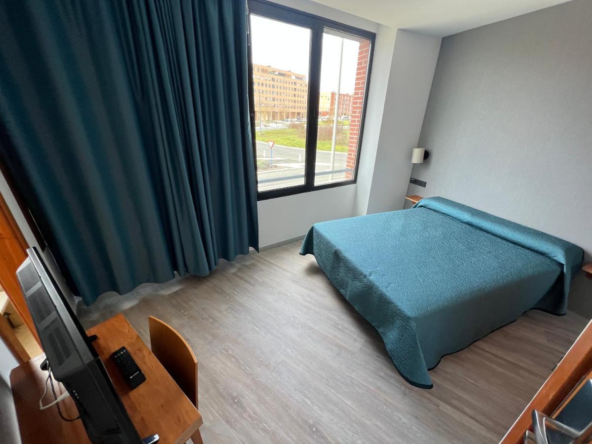 Duque De Wellington Hotell Vitoria-Gasteiz Exteriör bild