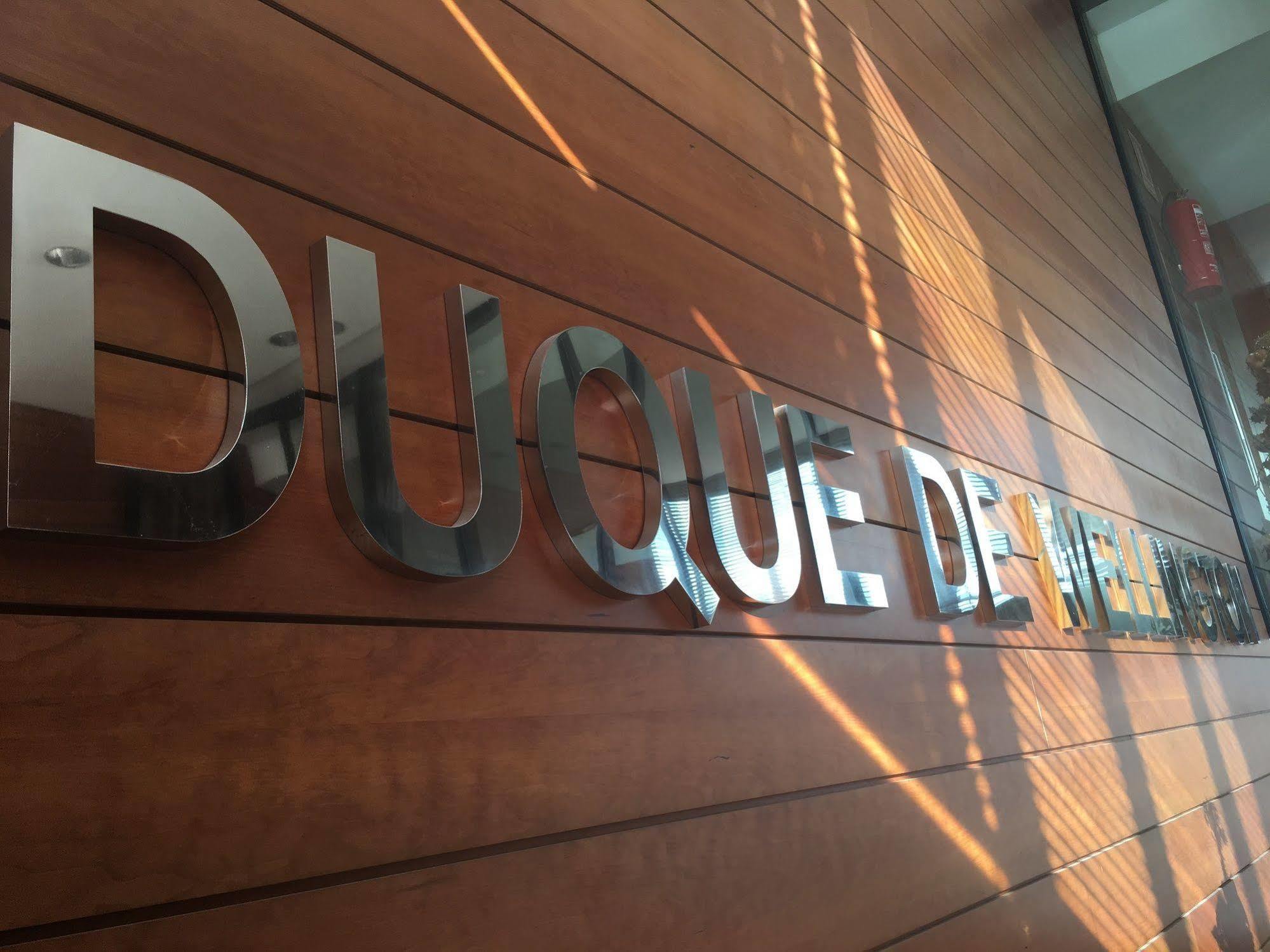 Duque De Wellington Hotell Vitoria-Gasteiz Exteriör bild